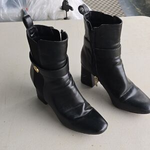 Liz Claiborne Ankle Booties with Gold Zip